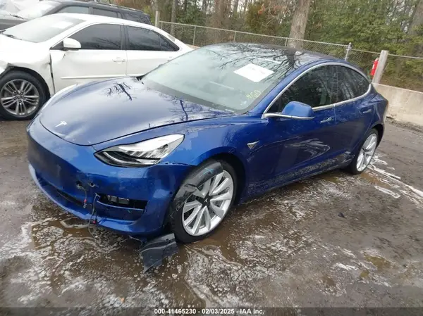 5YJ3E1EB9KF477481 2019 TESLA MODEL 3 - Image 2