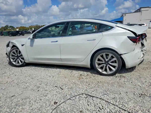 5YJ3E1EB9KF481532 2019 TESLA MODEL 3 - Image 2