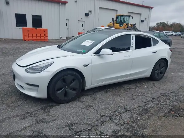 5YJ3E1EB9KF493972 2019 TESLA MODEL 3 - Image 2