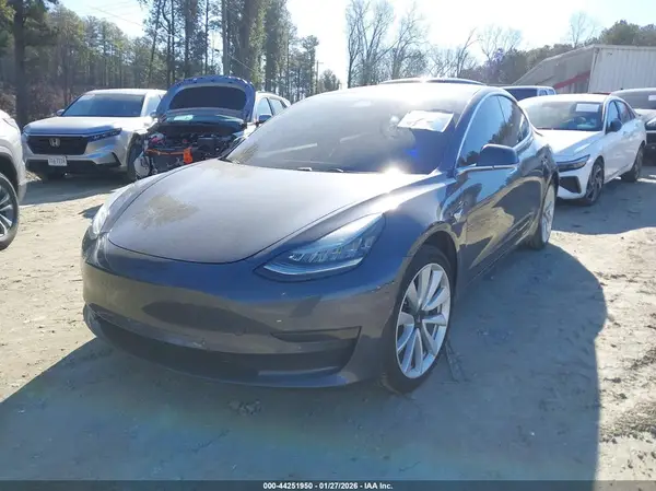 5YJ3E1EB9KF510382 2019 TESLA MODEL 3 - Image 2
