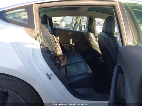 5YJ3E1EB9KF511158 2019 TESLA MODEL 3 - Image 8