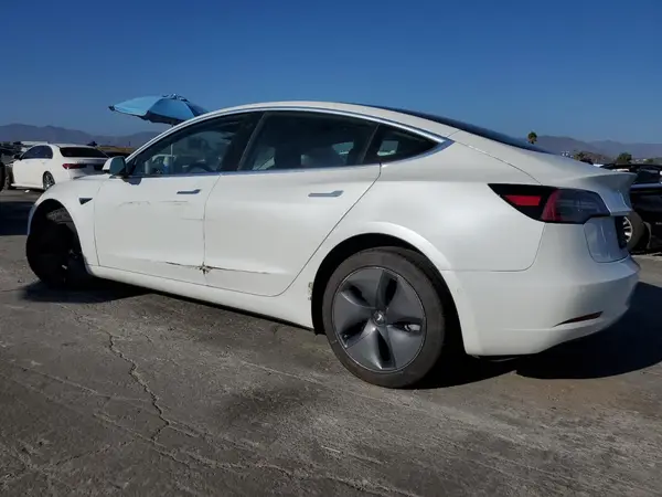 5YJ3E1EB9KF511435 2019 TESLA MODEL 3 - Image 2