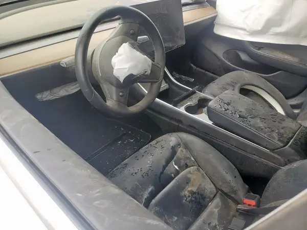 5YJ3E1EB9KF512116 2019 TESLA MODEL 3 - Image 8