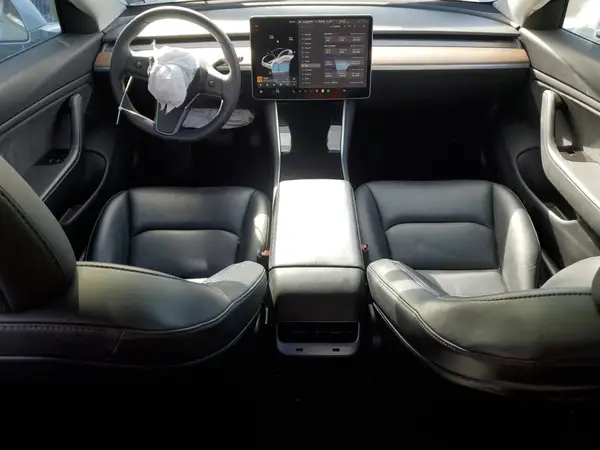 5YJ3E1EB9KF512486 2019 TESLA MODEL 3 - Image 8