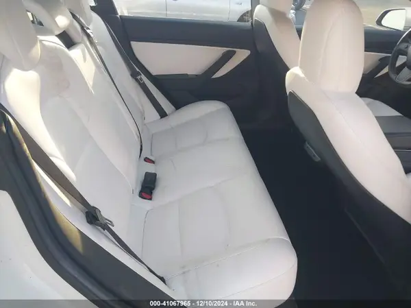 5YJ3E1EB9KF514626 2019 TESLA MODEL 3 - Image 8