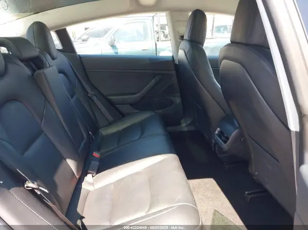 5YJ3E1EB9KF526596 2019 TESLA MODEL 3 - Image 8