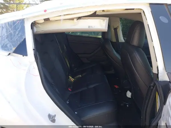 5YJ3E1EB9LF618051 2020 TESLA MODEL 3 - Image 8