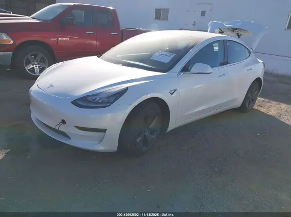 5YJ3E1EB9LF618907 2020 TESLA MODEL 3 - Image 2