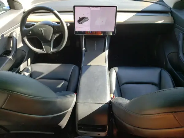 5YJ3E1EB9LF620270 2020 TESLA MODEL 3 - Image 8