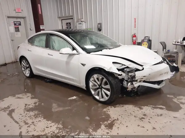 5YJ3E1EB9LF622634 2020 TESLA MODEL 3 - Image 1