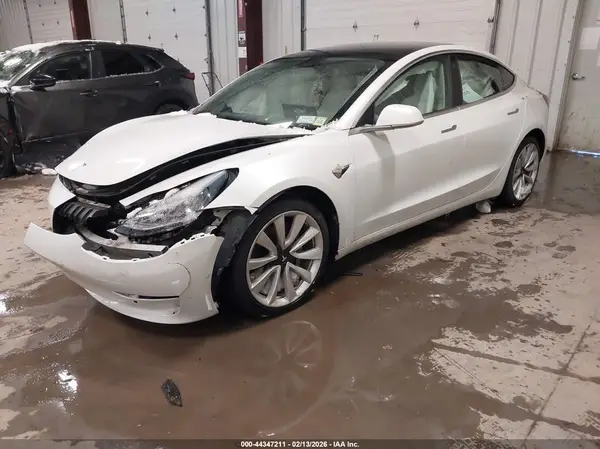 5YJ3E1EB9LF622634 2020 TESLA MODEL 3 - Image 2