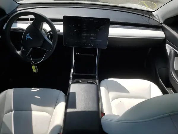 5YJ3E1EB9LF622889 2020 TESLA MODEL 3 - Image 8