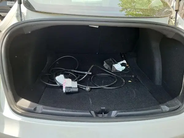 5YJ3E1EB9LF636890 2020 TESLA MODEL 3 - Image 2