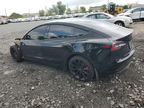 5YJ3E1EB9LF639952 2020 TESLA MODEL 3 - Image 2