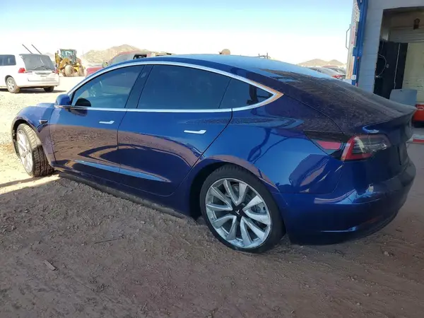 5YJ3E1EB9LF640258 2020 TESLA MODEL 3 - Image 2