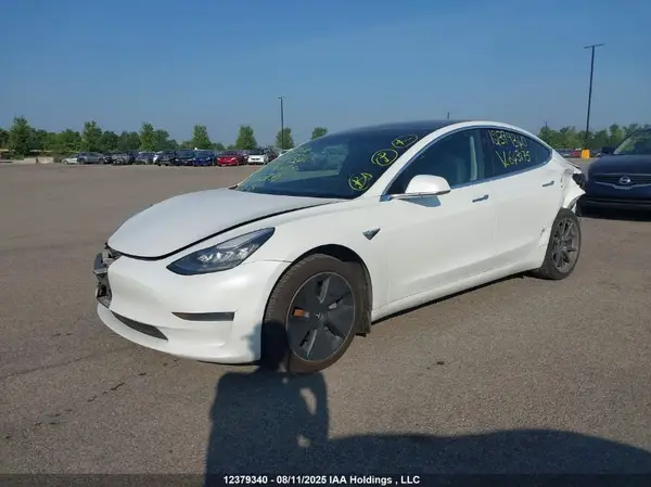 5YJ3E1EB9LF643175 2020 TESLA MODEL 3 - Image 2