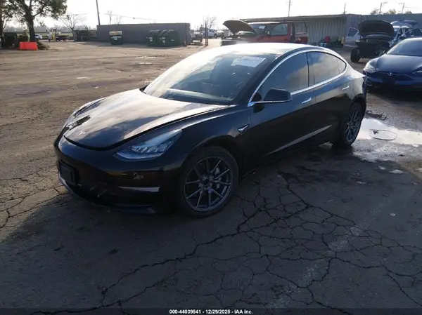 5YJ3E1EB9LF649512 2020 TESLA MODEL 3 - Image 2