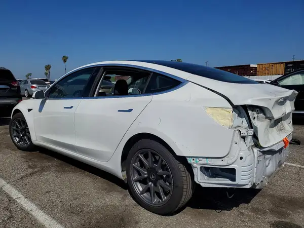 5YJ3E1EB9LF666150 2020 TESLA MODEL 3 - Image 2