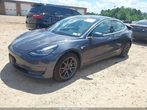 5YJ3E1EB9LF667993 2020 TESLA MODEL 3 - Image 2