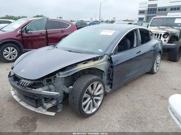 5YJ3E1EB9LF711975 2020 TESLA MODEL 3 - Image 2
