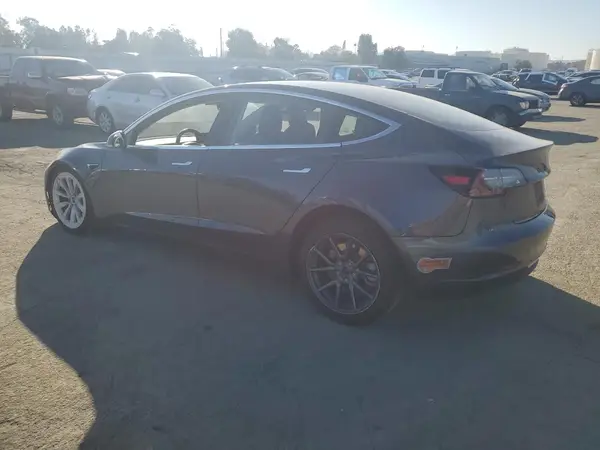 5YJ3E1EB9LF717453 2020 TESLA MODEL 3 - Image 2