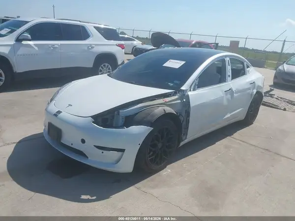 5YJ3E1EB9LF742661 2020 TESLA MODEL 3 - Image 2