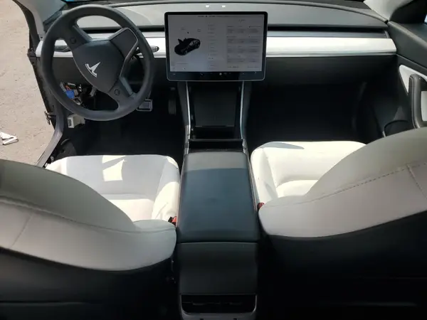 5YJ3E1EB9LF787924 2020 TESLA MODEL 3 - Image 8