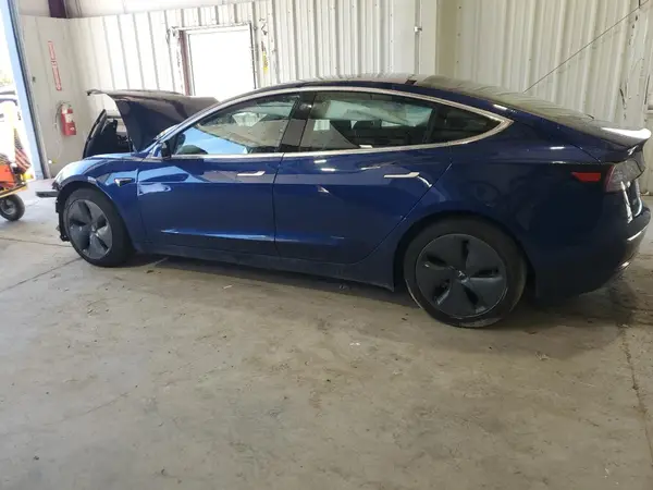 5YJ3E1EB9LF789138 2020 TESLA MODEL 3 - Image 2
