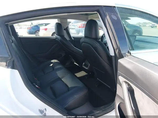 5YJ3E1EB9LF795103 2020 TESLA MODEL 3 - Image 8