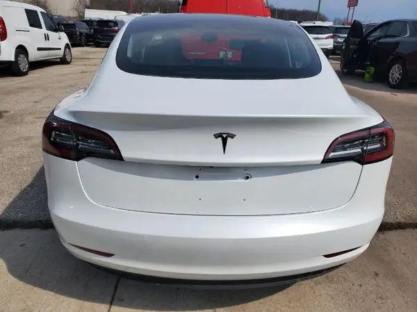 5YJ3E1EB9LF795151 2020 TESLA MODEL 3 - Image 2