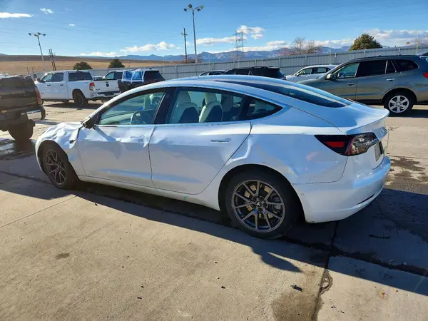 5YJ3E1EB9LF795862 2020 TESLA MODEL 3 - Image 2
