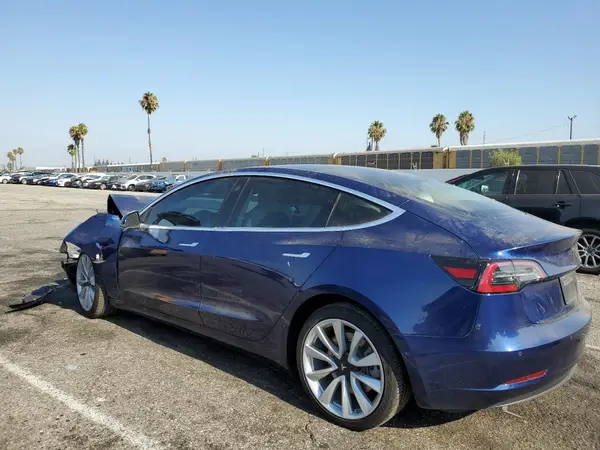 5YJ3E1EB9LF796042 2020 TESLA MODEL 3 - Image 2