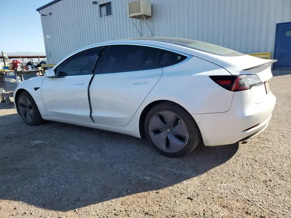 5YJ3E1EB9LF801028 2020 TESLA MODEL 3 - Image 2