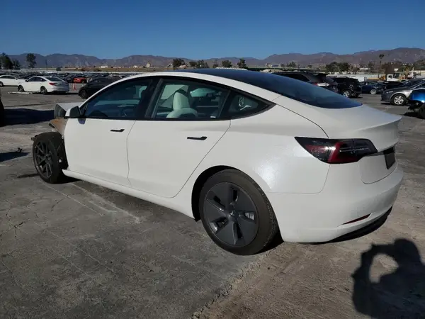 5YJ3E1EB9MF001010 2021 TESLA MODEL 3 - Image 2