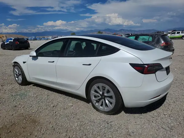 5YJ3E1EB9MF001315 2021 TESLA MODEL 3 - Image 2