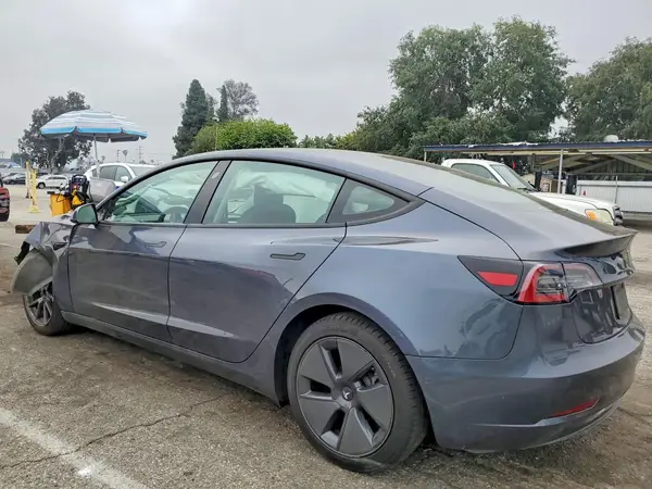 5YJ3E1EB9MF009933 2021 TESLA MODEL 3 - Image 2