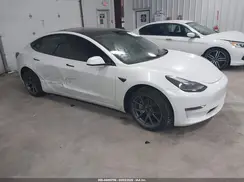 5YJ3E1EB9MF015473 2021 TESLA MODEL 3