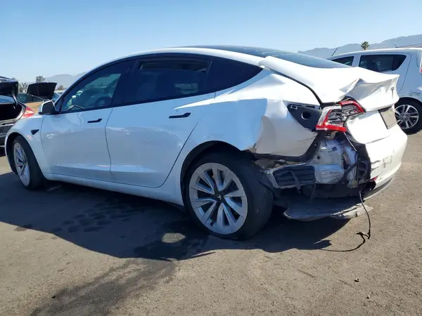 5YJ3E1EB9MF015487 2021 TESLA MODEL 3 - Image 2