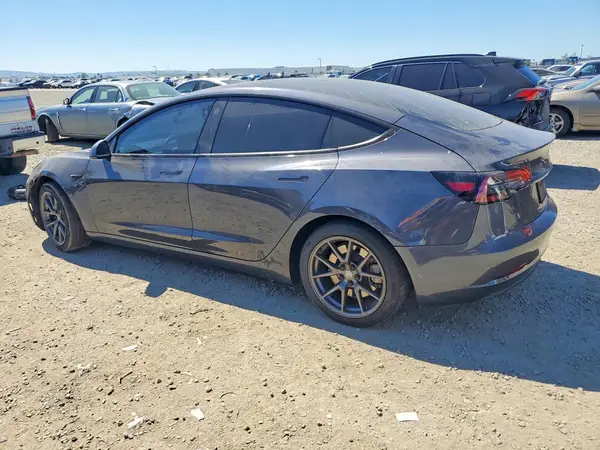 5YJ3E1EB9MF019720 2021 TESLA MODEL 3 - Image 2