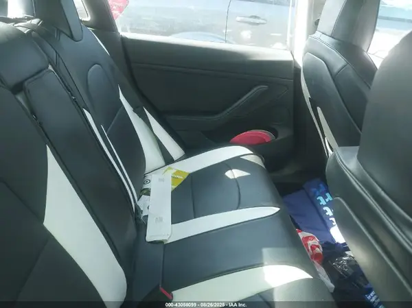 5YJ3E1EB9MF020074 2021 TESLA MODEL 3 - Image 8