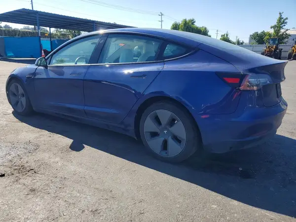 5YJ3E1EB9MF032855 2021 TESLA MODEL 3 - Image 2