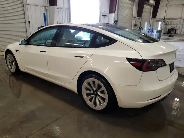 5YJ3E1EB9MF046898 2021 TESLA MODEL 3 - Image 2