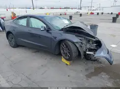 5YJ3E1EB9MF051020 2021 TESLA MODEL 3
