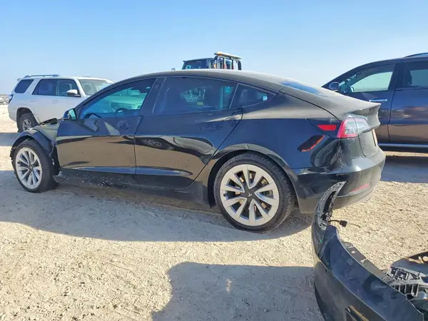 5YJ3E1EB9MF056444 2021 TESLA MODEL 3 - Image 2