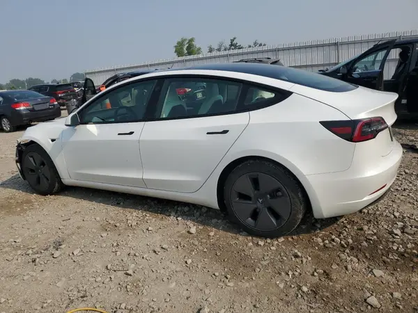 5YJ3E1EB9MF067525 2021 TESLA MODEL 3 - Image 2