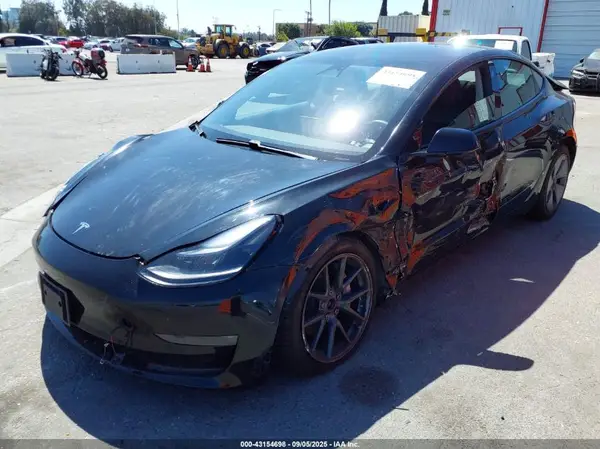 5YJ3E1EB9MF074037 2021 TESLA MODEL 3 - Image 2