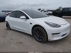5YJ3E1EB9MF852787 2021 TESLA MODEL 3