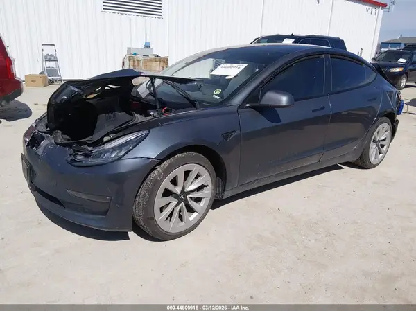 5YJ3E1EB9MF862820 2021 TESLA MODEL 3 - Image 2