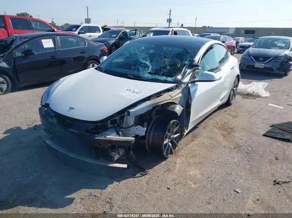 5YJ3E1EB9MF869573 2021 TESLA MODEL 3 - Image 2