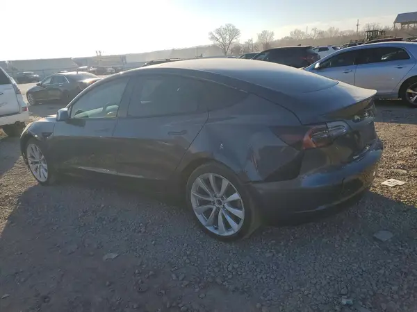 5YJ3E1EB9MF874661 2021 TESLA MODEL 3 - Image 2